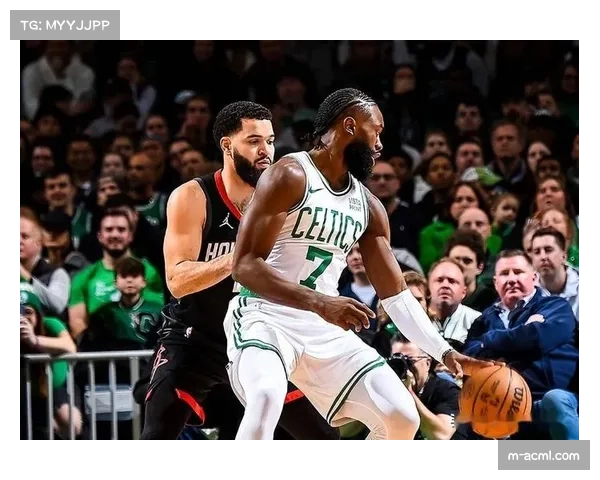 凯尔特人主场大胜勇士，双探花冲击力彻底瓦解对手小个阵容